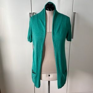 Banana Republic Cardigan in Green Size-Medium